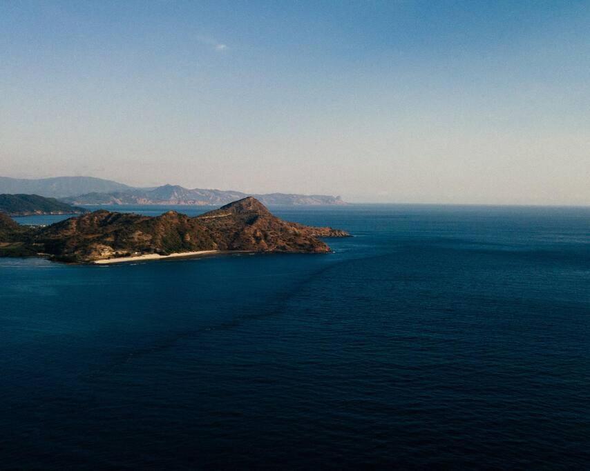 Beach-Front Sumbawa Surf House Lemonga Εξωτερικό φωτογραφία