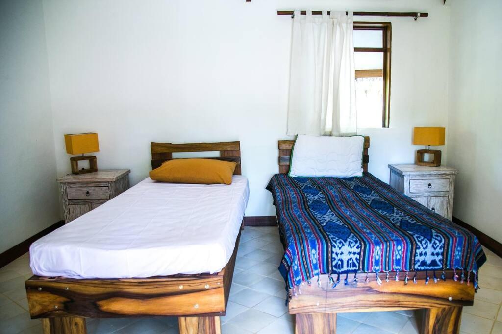 Beach-Front Sumbawa Surf House Lemonga Εξωτερικό φωτογραφία