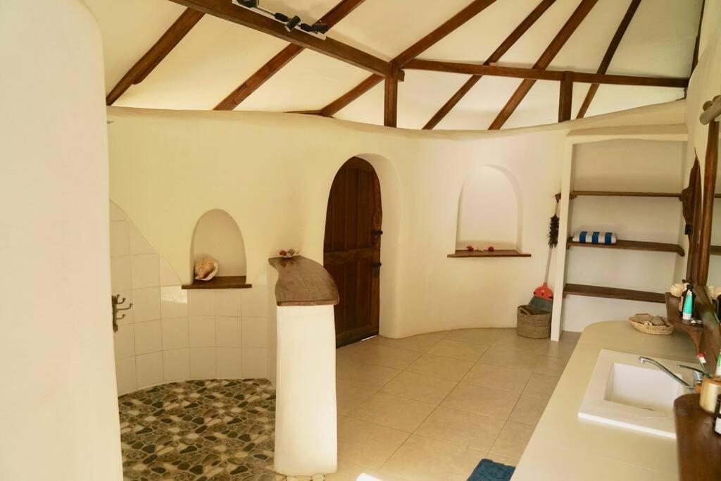 Beach-Front Sumbawa Surf House Lemonga Εξωτερικό φωτογραφία